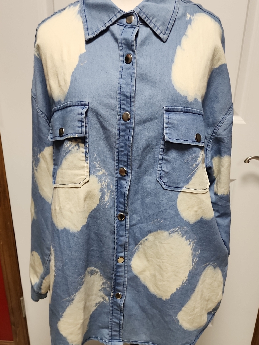Davi & Dani Oversized Bleached Polka Dot Denim Shacket Shirt Jacket Medium M EUC
